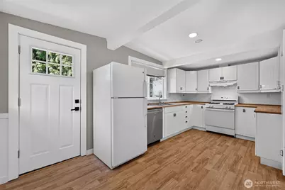 7768 14th Avenue SW, Seattle, WA 98106 - Photo 13