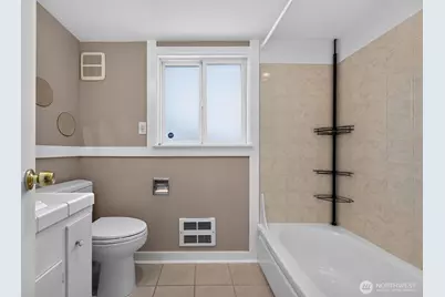 7768 14th Avenue SW, Seattle, WA 98106 - Photo 21