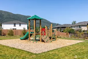 587 SE 12th Pl, North Bend, WA 98045 - Photo 31