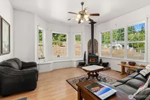 12832 Hunter Rd SW, Rochester, WA 98579 - Photo 9
