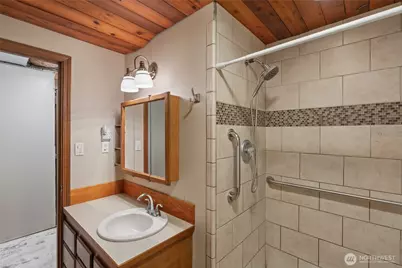 12990 Shady Glen Avenue SE, Olalla, WA 98359 - Photo 17