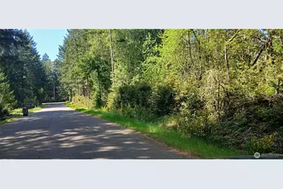 11740 Willamette Meridian Road NW, Silverdale, WA 98383 - Photo 9