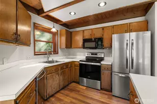 19826 SE 192nd St, Renton, WA 98058 - Photo 9