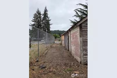 111 Calistoga Street E, Orting, WA 98360 - Photo 15