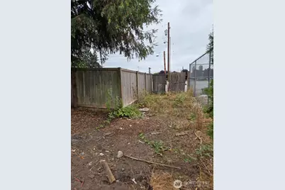 111 Calistoga Street E, Orting, WA 98360 - Photo 13