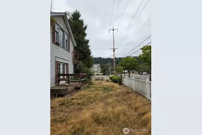 111 Calistoga Street E, Orting, WA 98360 - Photo 11