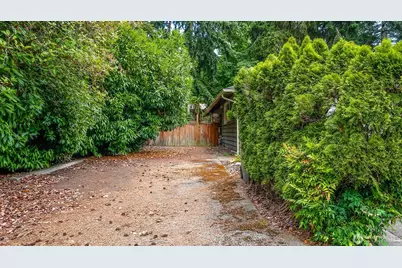 10923 NE 120th Street, Kirkland, WA 98034 - Photo 27