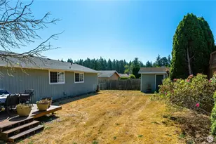 1552 Thompson Dr, Camano Island, WA 98282 - Photo 15