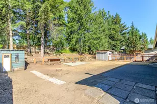 24410 Terrace Pl, Black Diamond, WA 98010 - Photo 23