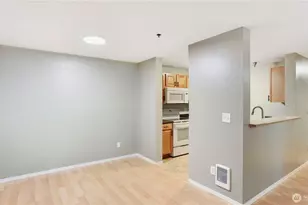 975 Aberdeen Ave NE, Renton, WA 98056 - Photo 11