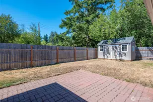6779 Troy Ln NE, Bremerton, WA 98311 - Photo 37