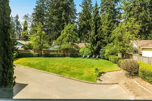 15009 Westminster Way N, Seattle, WA 98133 - Photo 25