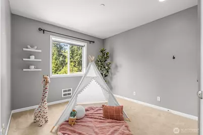 15009 Westminster Way N, Seattle, WA 98133 - Photo 17