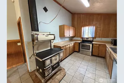 519 Pontiac Ridge Road, Oroville, WA 98844 - Photo 13