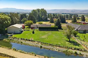 220 E Willis Rd, Ellensburg, WA 98926 - Photo 3