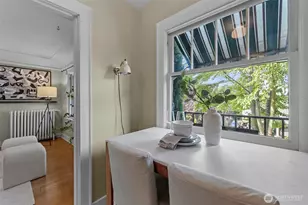 2634 Franklin Ave E, Seattle, WA 98102 - Photo 19