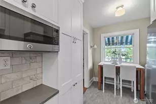 2634 Franklin Ave E, Seattle, WA 98102 - Photo 23