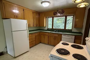 409 106th St S, Tacoma, WA 98444 - Photo 7