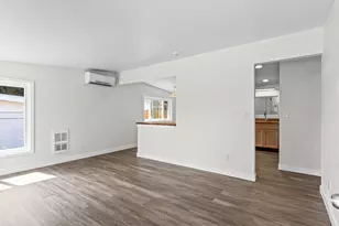 10833 11th Ave SW, Seattle, WA 98146 - Photo 7