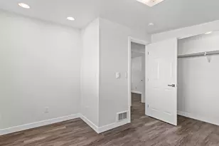 10833 11th Ave SW, Seattle, WA 98146 - Photo 19