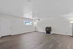10833 11th Ave SW, Seattle, WA 98146 - Photo 23