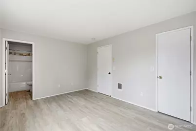 21675 SE 267th Street, Maple Valley, WA 98038 - Photo 17