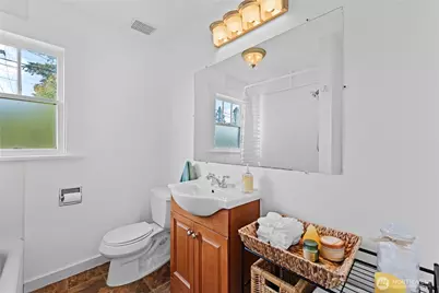 6401 S Clement Avenue, Tacoma, WA 98409 - Photo 25
