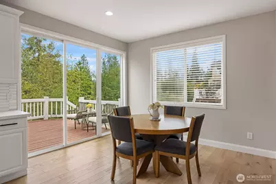 2046 277th Avenue SE, Sammamish, WA 98075 - Photo 9