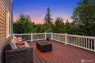 2046 277th Ave SE, Sammamish, WA 98075 - Photo 11