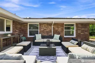 9810 Vineyard Crest, Bellevue, WA 98004 - Photo 29