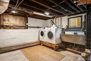 4663 1st Ave NE, Seattle, WA 98105 - Photo 23