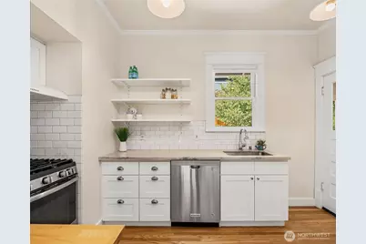 [Address not provided], Seattle, WA 98105 - Photo 11