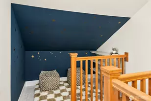 4663 1st Ave NE, Seattle, WA 98105 - Photo 17