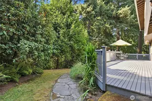 2615 93rd Pl NE, Clyde Hill, WA 98004 - Photo 29