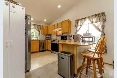 13723 21st Avenue E, Tacoma, WA 98445 - Photo 27