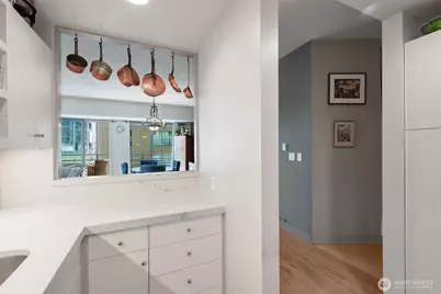 98 Union Street #909, Seattle, WA 98101 - Photo 23
