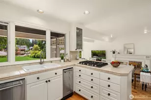 2459 215th Ave SE, Sammamish, WA 98075 - Photo 19