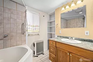 12812 Ridge Cir E, Bonney Lake, WA 98391 - Photo 25