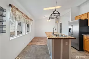 4906 Wildflower Ln NE, Bremerton, WA 98311 - Photo 21