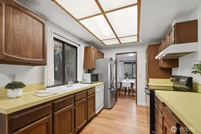 6318 89th Avenue Court W, University Place, WA 98467 - Photo 9