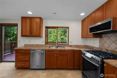 1732 Medallion Loop NW, Olympia, WA 98502 - Photo 17