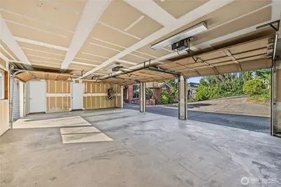 15302 61st Place NE, Kenmore, WA 98028 - Photo 33