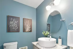 3421 10th Ave W, Seattle, WA 98119 - Photo 21