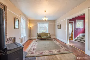 220 W 11th St, Port Angeles, WA 98362 - Photo 5