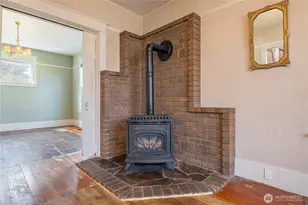 220 W 11th St, Port Angeles, WA 98362 - Photo 7