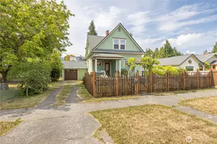 220 W 11th St, Port Angeles, WA 98362 - Photo 33