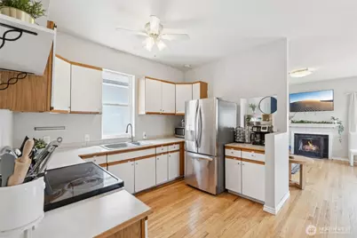 1110 S Bennett Street, Seattle, WA 98108 - Photo 13