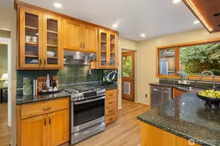 5257 36th Ave NE, Seattle, WA 98105 - Photo 11