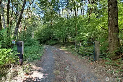 1250 E Crestview Drive, Shelton, WA 98584 - Photo 11