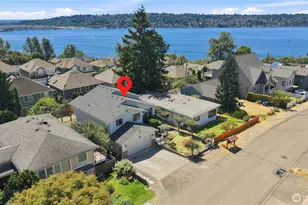 1011 N 28th Pl, Renton, WA 98056 - Photo 1